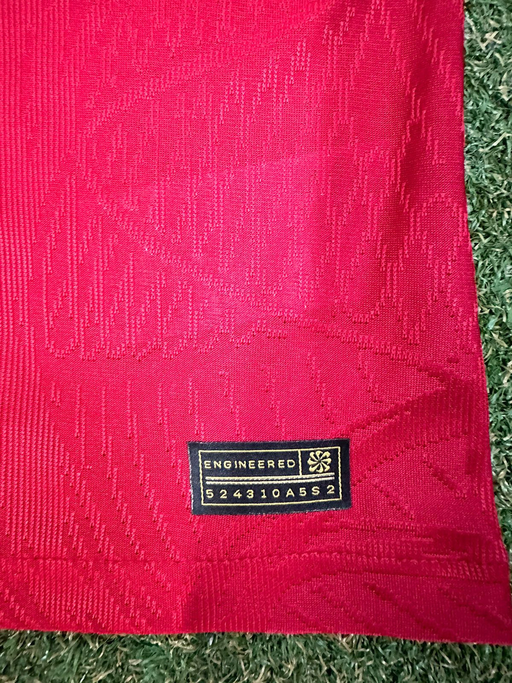 CAMISETA VERSION JUGADOR LIVERPOOL 23/24