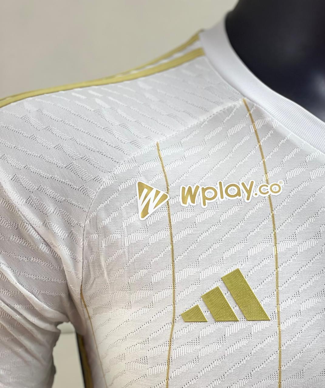 CAMISETA MILLOS BLANCAVERSIONPLAYER 2025