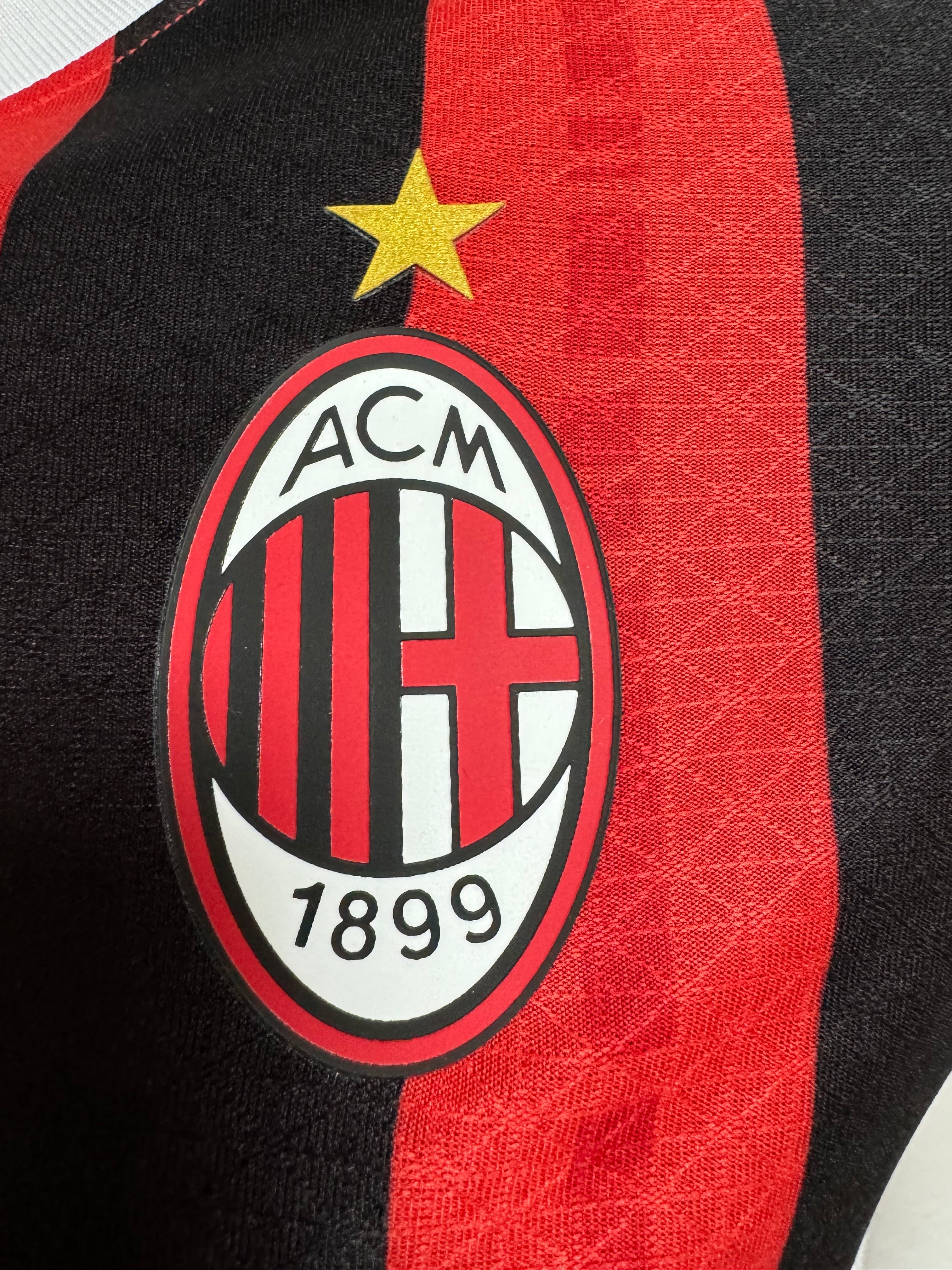 CAMISETA VERSION PLAYER AC MILAN 24/25