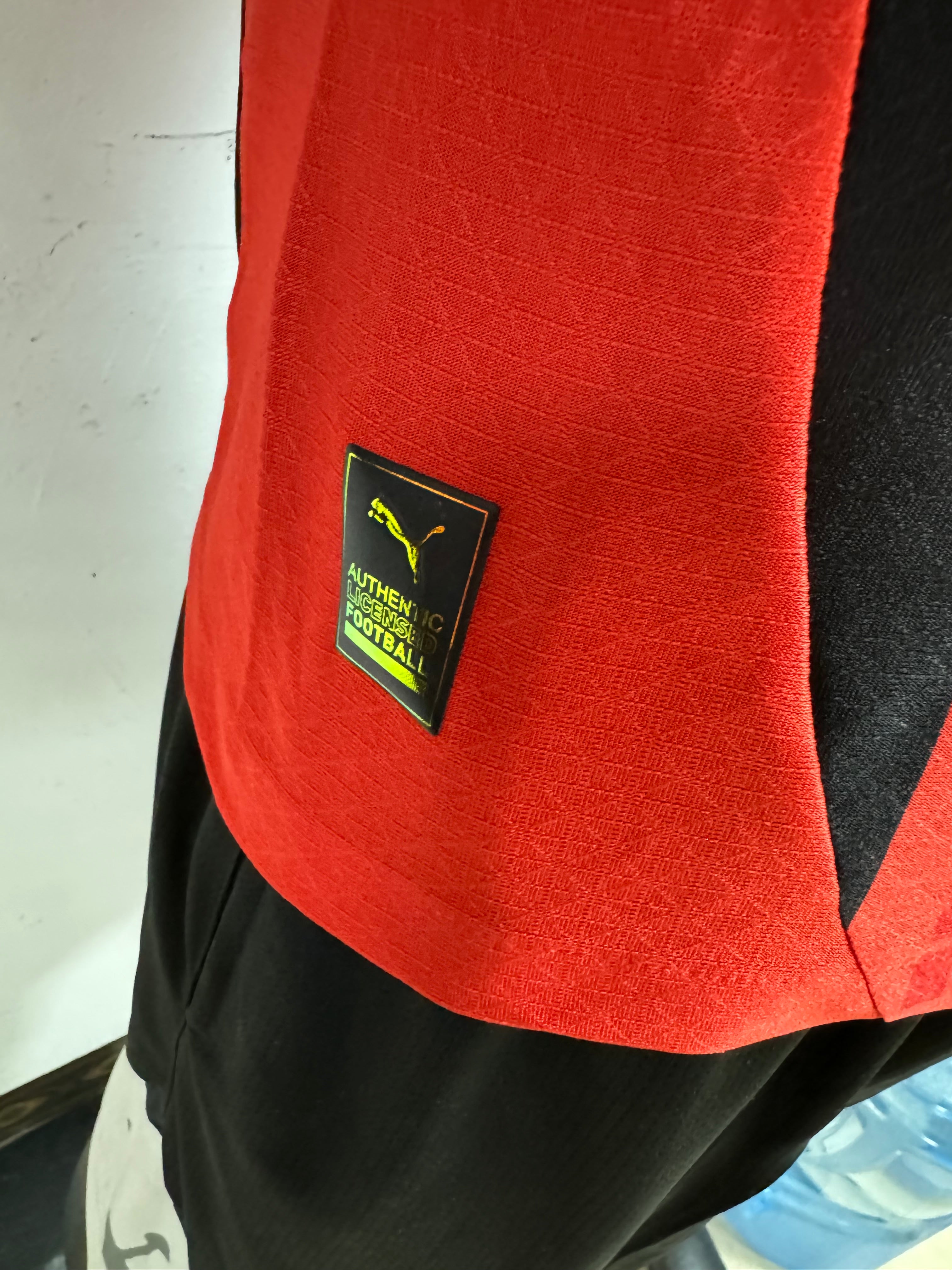 CAMISETA VERSION PLAYER AC MILAN 24/25