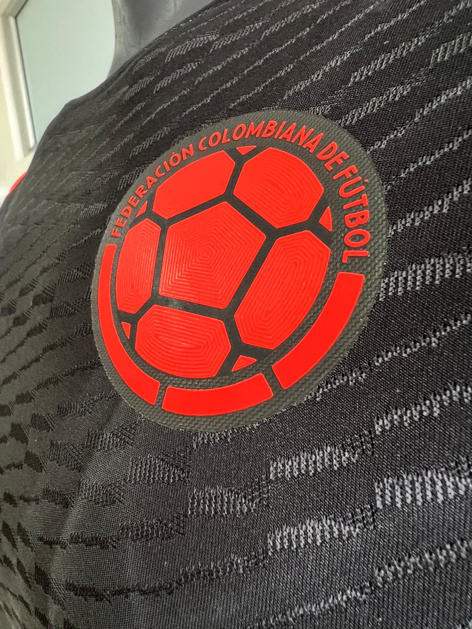 CAMISETA COLOMBIA NEGRA PLAYER 2025